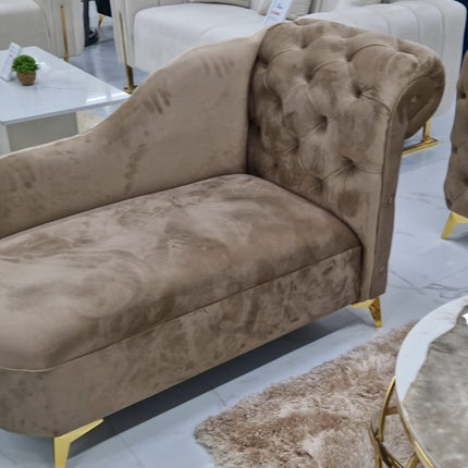 Chesterfield Chaise Lounge
