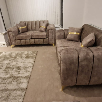Dollar Sofa – Elegant & Durable Design