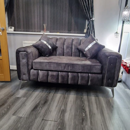 Dollar Sofa – Elegant & Durable Design